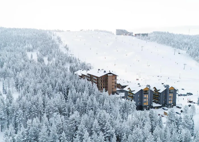 True Ski-in Ski-out Luxury, 2 X Ski-tickets